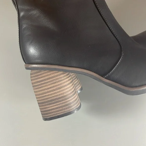 KORKS DESTINY ZIP ANKLE BOOT 10 - Picture 4 of 7